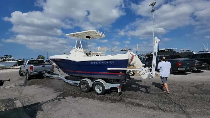 Slide: The Image of Striper 220 Center Console 2014 - 61