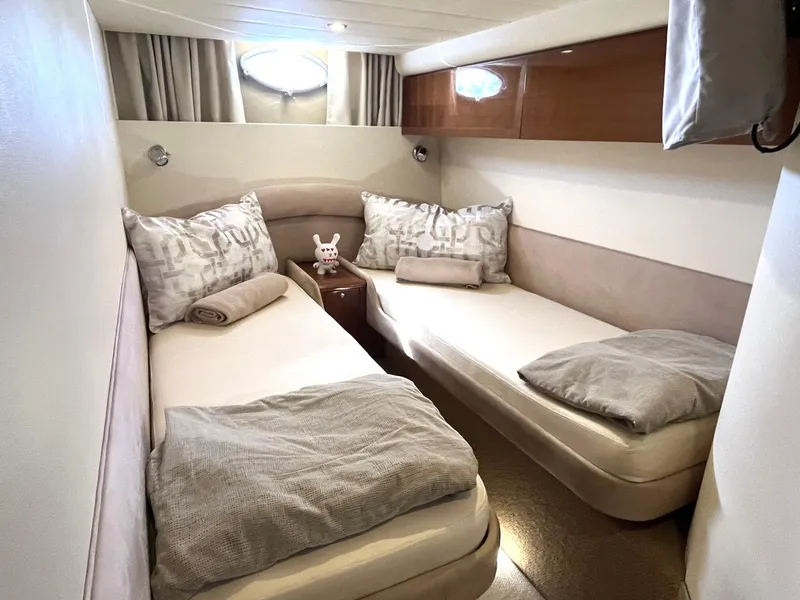 Slide: The Image of Guest Berth - 64