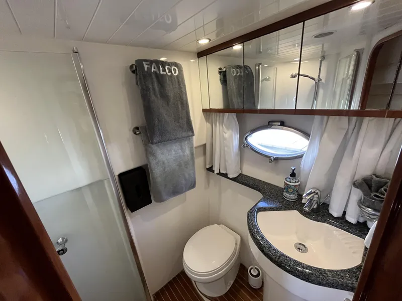 Slide: The Image of Guest Berth, Day Head - 67