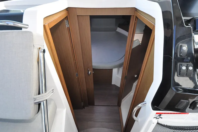 Slide: The Image of 2020 Jeanneau NC 895 - Samaya Lu - 92