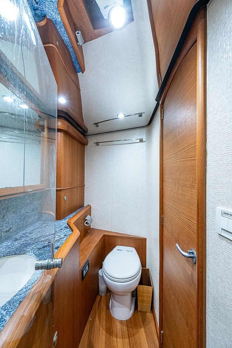 Slide: The Image of F&S Custom Express Sportfish 2017 - 57