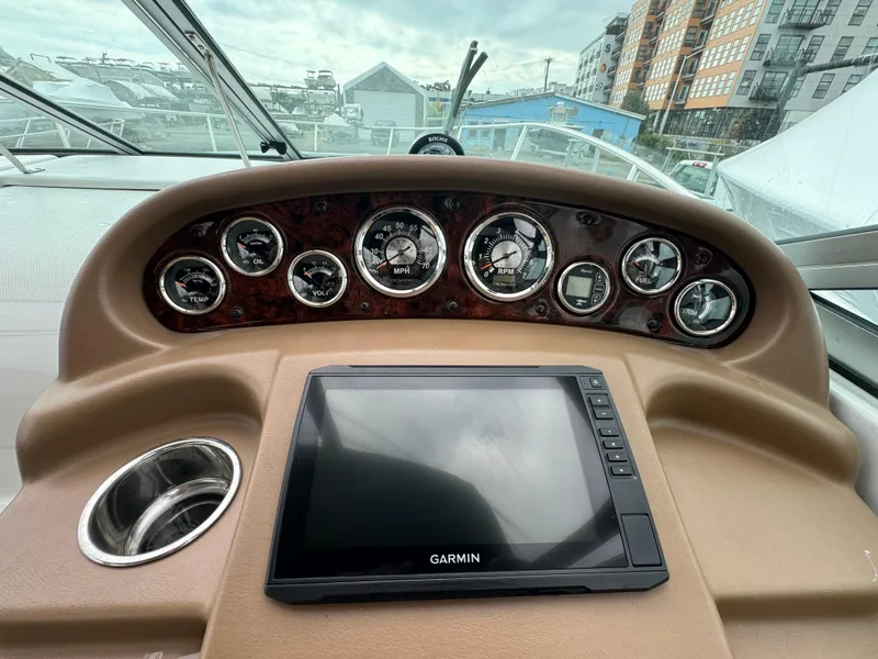 Slide: The Image of Dashboard of 2020 Crownline 286 SC boat with Garmin navigation system. - 7