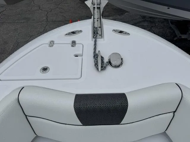 Slide: The Image of Wellcraft 263 Fisherman 2025 - 14