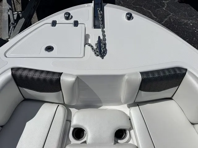 Slide: The Image of Wellcraft 222 Fisherman 2025 - 17