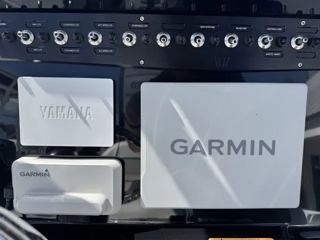 Slide: The Image of Wellcraft 222 Fisherman 2025 - 26