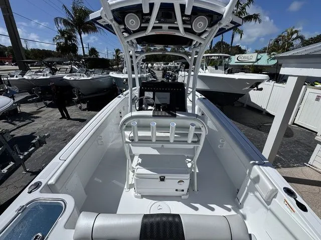 Slide: The Image of Wellcraft 222 Fisherman 2025 - 5