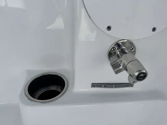 Slide: The Image of Wellcraft 242 Fisherman 2025 - 12