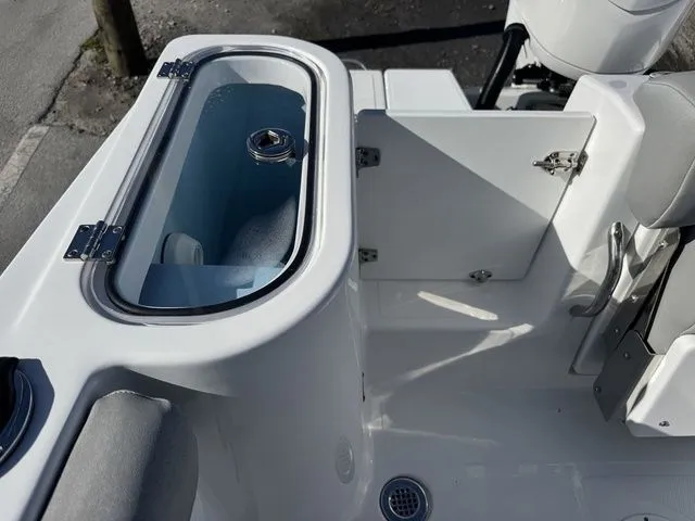 Slide: The Image of Wellcraft 242 Fisherman 2025 - 13