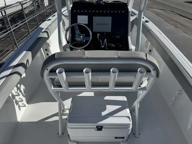 Slide: The Image of Wellcraft 242 Fisherman 2025 - 7