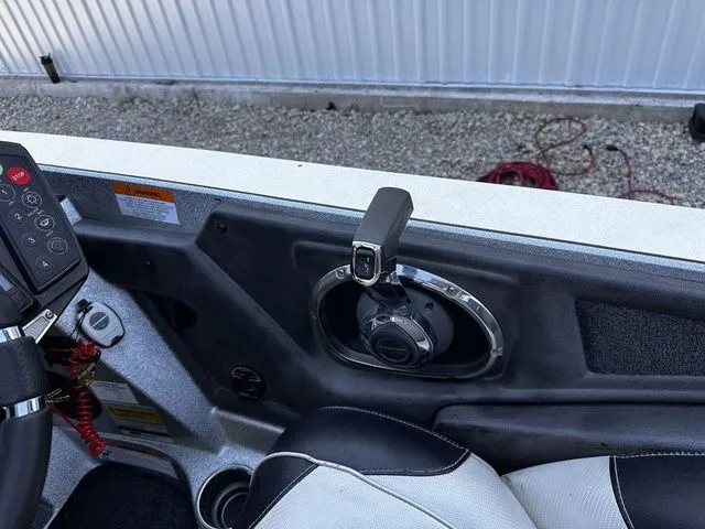 Slide: The Image of Ranger Z521 Comanche 2017 - 14