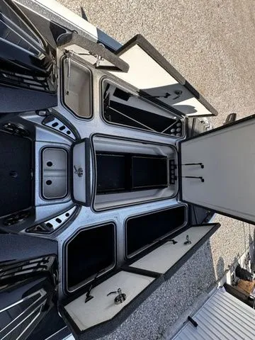 Slide: The Image of Ranger Z521 Comanche 2017 - 18