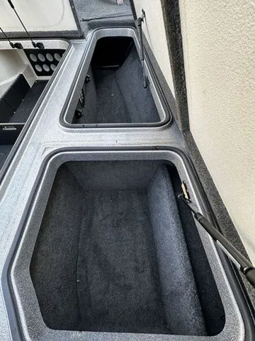 Slide: The Image of Ranger Z521 Comanche 2017 - 20