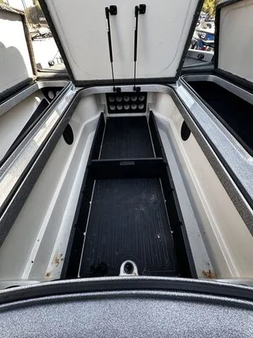 Slide: The Image of Ranger Z521 Comanche 2017 - 21