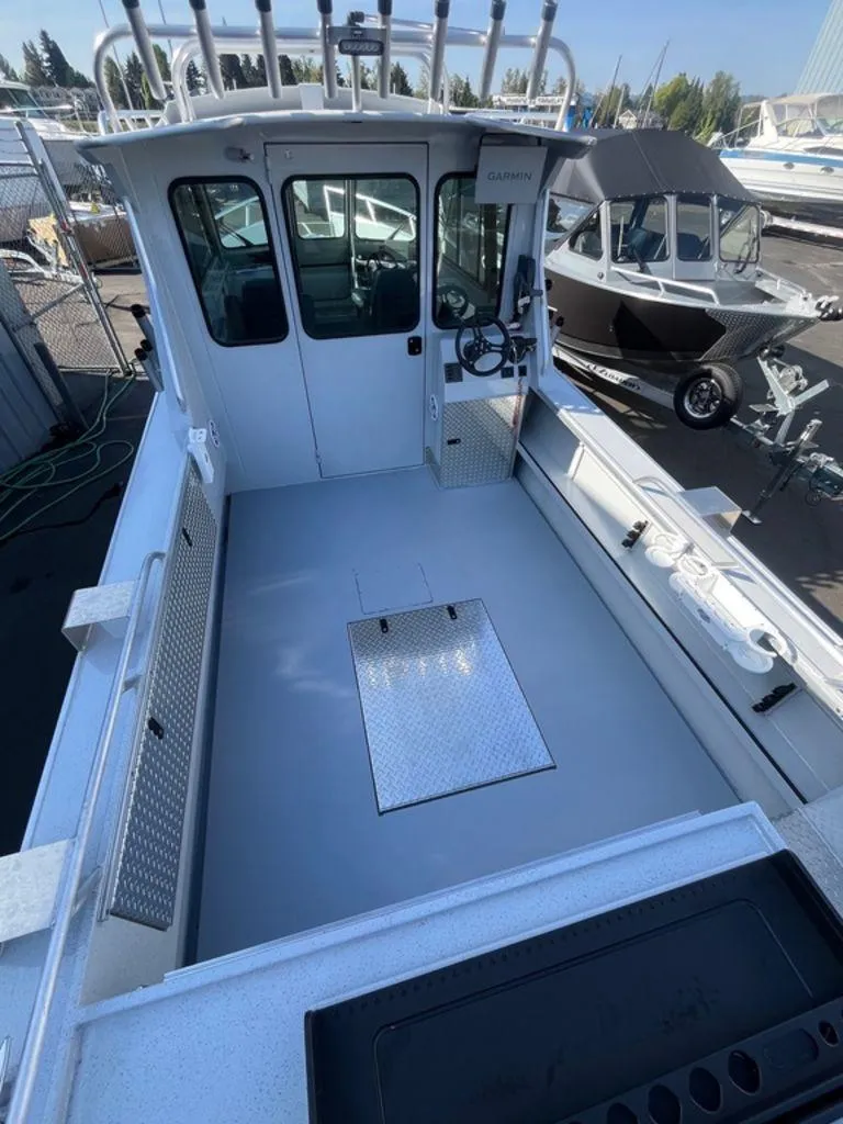 Slide: The Image of Boulton 250 Voyager 2025 - 16