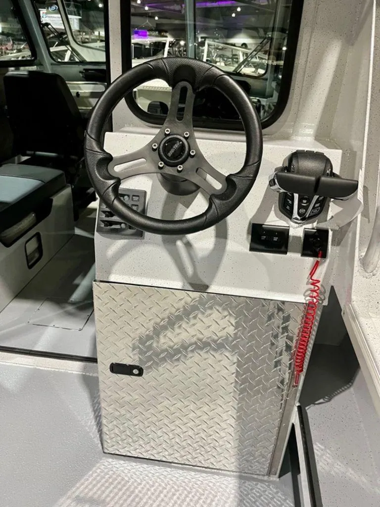 Slide: The Image of Boulton 250 Voyager 2025 - 23