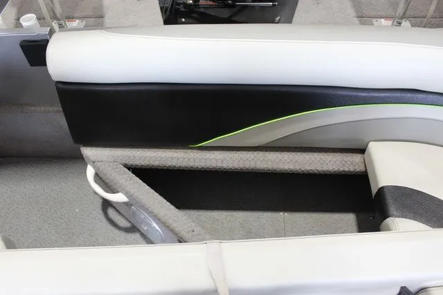 Slide: The Image of Lowe 224 Sport Deck 2017 - 11