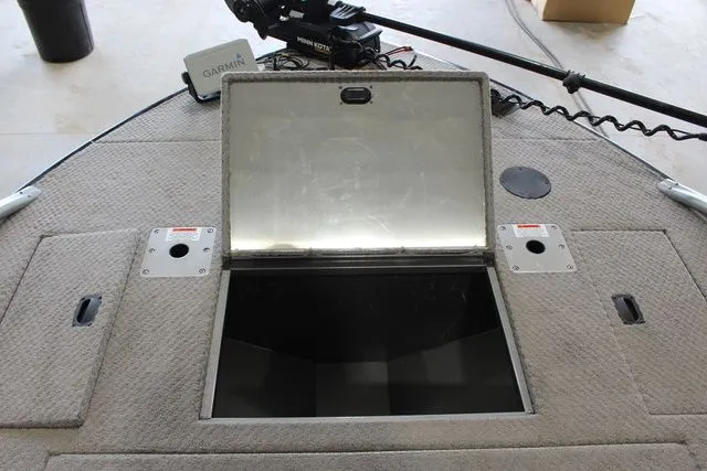 Slide: The Image of Lowe 224 Sport Deck 2017 - 21