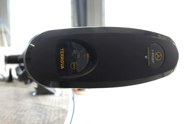 Slide: The Image of Lowe 224 Sport Deck 2017 - 4