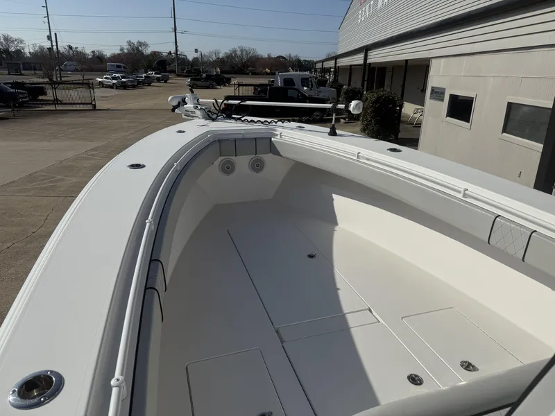 Slide: The Image of Contender 35 ST 2016 - 14