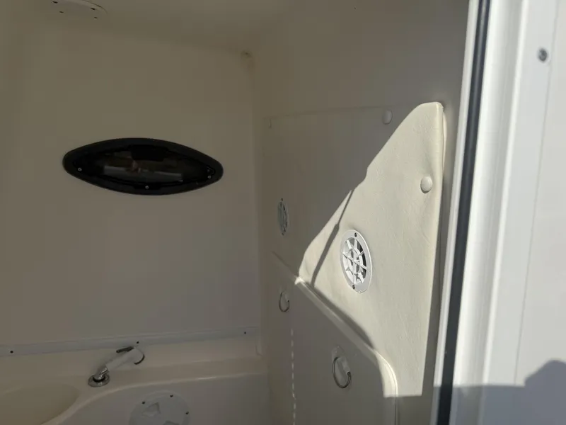 Slide: The Image of Contender 35 ST 2016 - 19