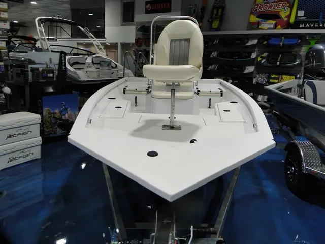 Slide: The Image of 2024 G3 Bay 18 GX boat, top view, showcasing seating and storage layout. - 4