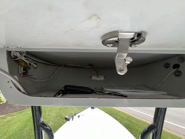 Slide: The Image of Savannah 220IS 2023 - 12