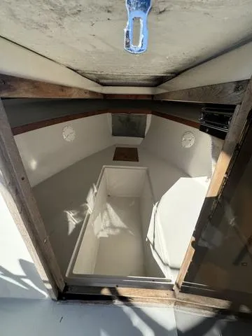 Slide: The Image of Wellcraft V20-Steplift 1988 - 10