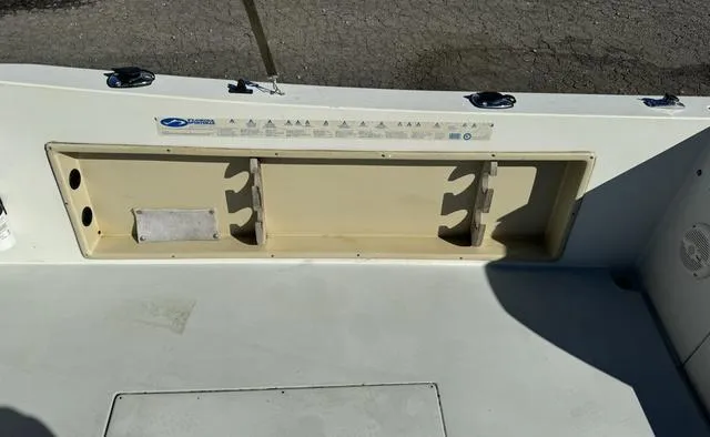 Slide: The Image of Wellcraft V20-Steplift 1988 - 14