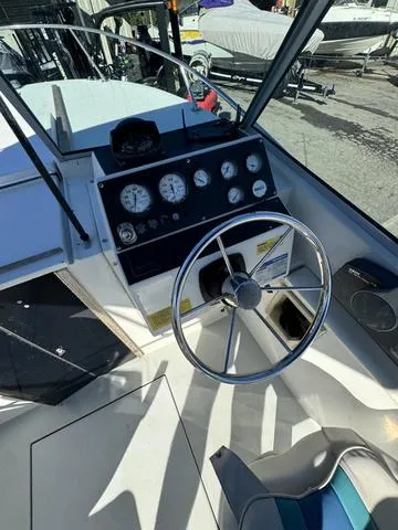 Slide: The Image of Wellcraft V20-Steplift 1988 - 7