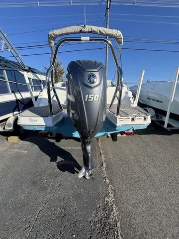 Slide: The Image of Hurricane SunDeck Sport 205 OB 2024 - 6