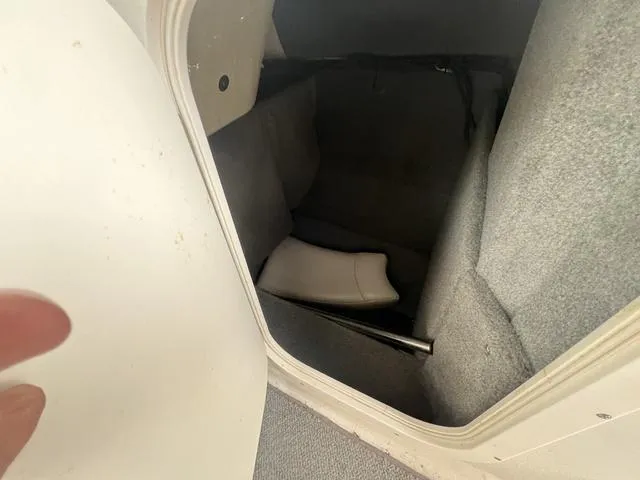 Slide: The Image of Interior storage compartment of 2005 Chaparral Sunesta 236 boat. - 17