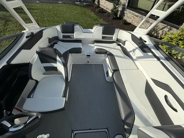 Slide: The Image of Yamaha AR210 2022 - 13