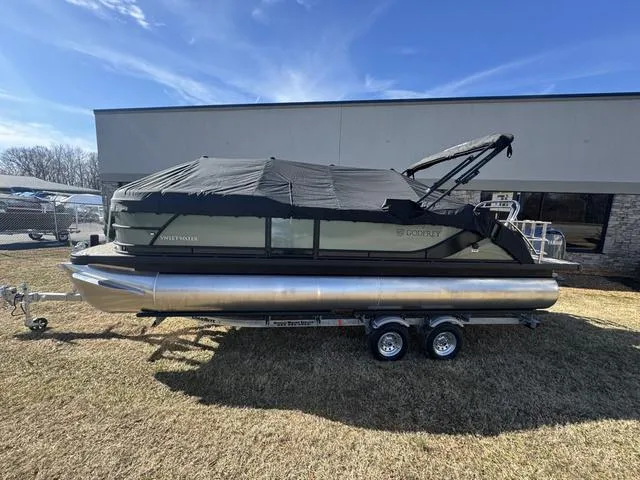 Slide: The Image of Godfrey SW2286 SFLC Tritoon 2025 - 5