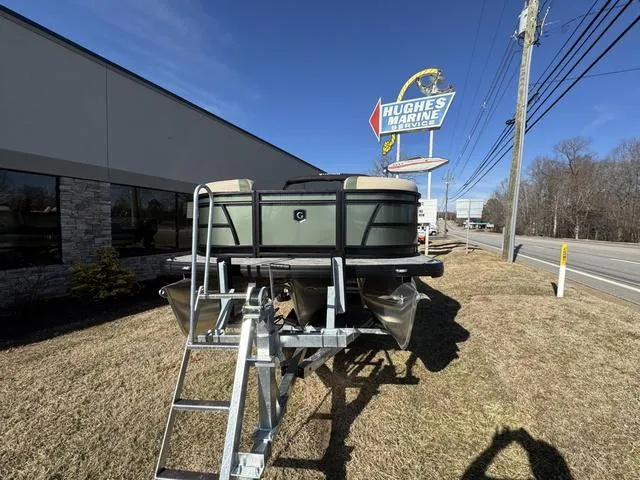 Slide: The Image of Godfrey SW2286 SFLC Tritoon 2025 - 8