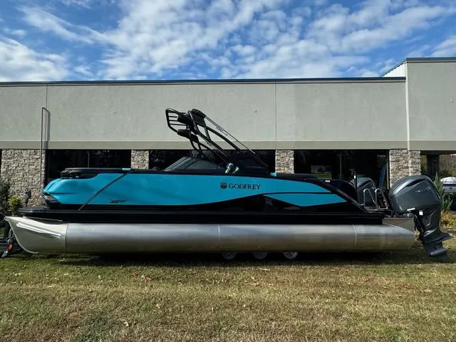 The Image of Godfrey XP2700W 2025 - 1