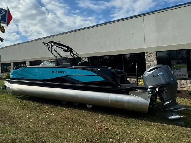 Slide: The Image of Godfrey XP2700W 2025 - 3