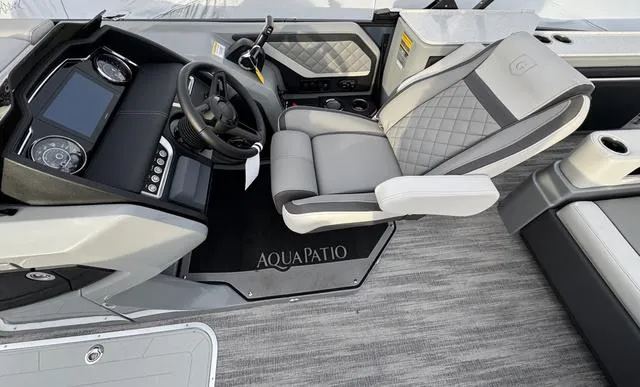 Slide: The Image of Godfrey AP235SFLC Tritoon 2025 - 6