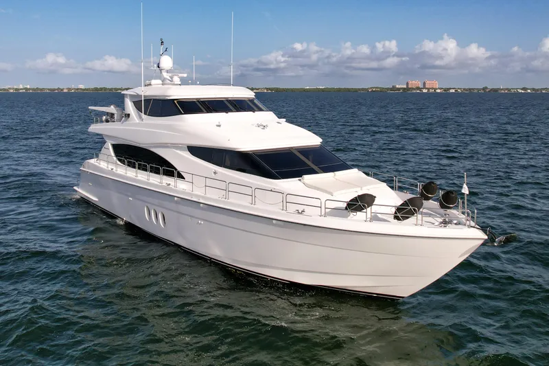 Slide: The Image of 2007 Hatteras 80 Motor Yacht cruising on open water. - 4