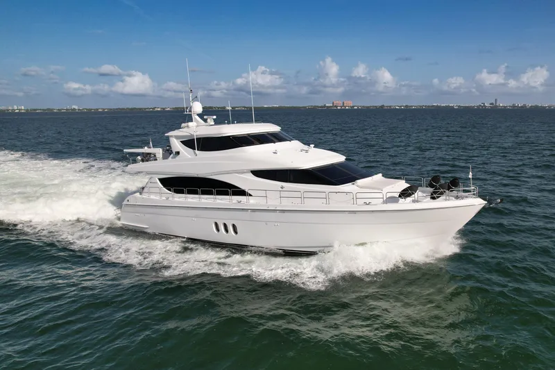 Slide: The Image of Hatteras 80 Motor Yacht 2007 - 92