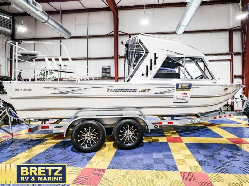 Slide: The Image of Yukon Classic Jet 22 2025 - 7