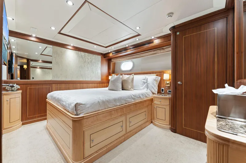 Slide: The Image of Palmer Johnson 123 Motor Yacht 2006 - 64