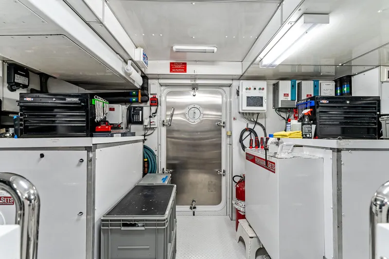 Slide: The Image of Palmer Johnson 123 Motor Yacht 2006 - 77