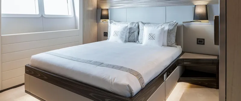 Slide: The Image of Manufacturer Provided Image: Manufacturer Provided Image: Majesty 100 Cabin - 15