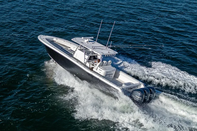 The Image of Invincible 42 Open Fisherman 2017 - 0