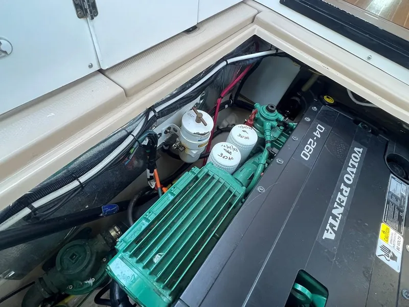 Slide: The Image of Volvo Penta engine in 2016 Cutwater C-28 boat, detailed view. - 17