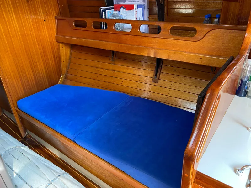 Slide: The Image of Ericson 39 Flushdeck 1972 - 70