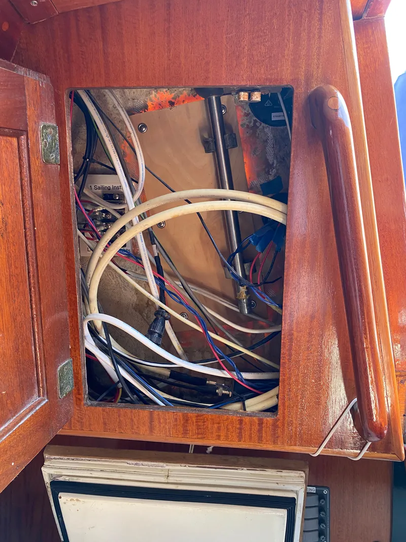 Slide: The Image of Ericson 39 Flushdeck 1972 - 92