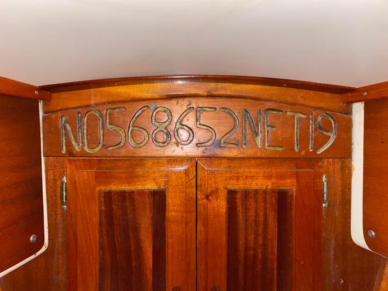 Slide: The Image of Ericson 39 Flushdeck 1972 - 95