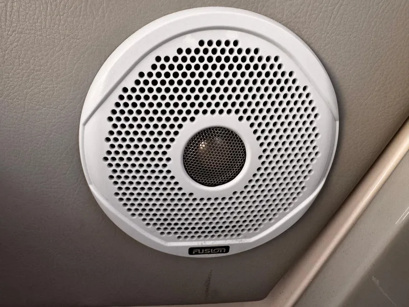 Slide: The Image of Regal 26 XO 2020 - 64