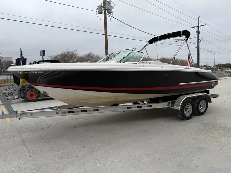 Slide: The Image of Chris-Craft 22 LAUNCH 2005 - 10